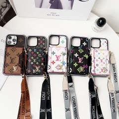 高品質ルイヴィトン iPhoneケース｜iPhone17/17Air/17Pro/17Pro Max、16/16Pro/16Pro Max/16Plus、15/15Pro/15Pro Max、全機種対応｜カードポケット付きでICカード収納便利、ストラップ付きで持ち運び易い｜男女兼用デザイン 高級ブランド質感 スマホをしっかり保護する保護カバー