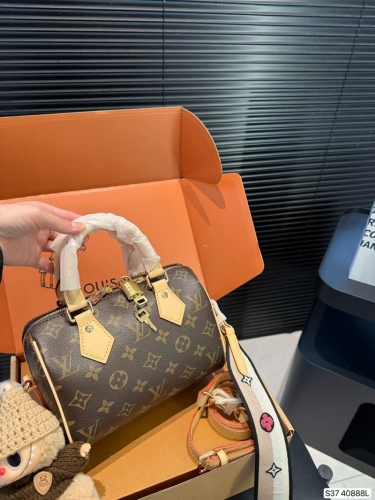 ルイヴィトン鞄 ハンド メッセンジャーバッグ 大容量 オシャレバッグ