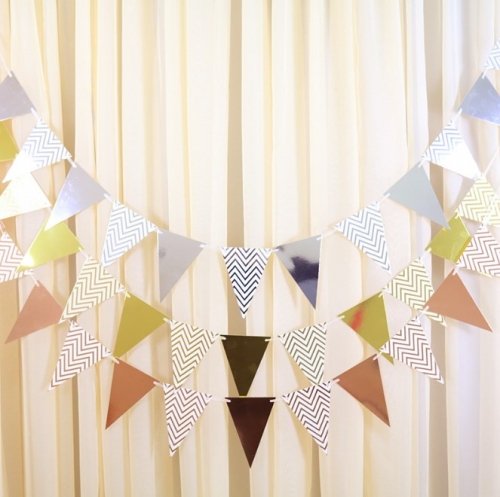 Golden flag wedding decoration