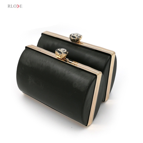 Design Graceful Generous Bag Accessories Purse Metal Clasp Plastic Shell With Flower Head Lock Decorated