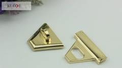 Bag hardware accessories gold triangle shape metal twist lock RL-BLK118