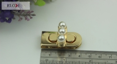 Bag hardware fittings fashion pearl decoration metal turn locks RL-BLK115