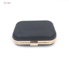 Clutch style and evening bag products metal frame with plastic box L-029