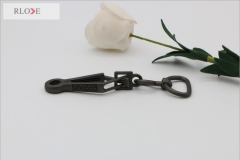 Eco-friendly plating gunmetal color pet accessories metal snap hooks RL-SP001