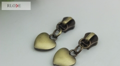 Garment accessories small heart shape decoration metal pull with slider RL-ZP009(Small)