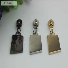 Bag accessories Guangzhou wholesale decorative metal custom zipper puller RL-ZP014