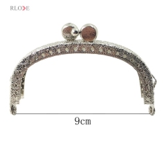 Wholesale 9cm Silver Embossed Clutch Sewing Coin Kiss Lock Metal Bag Purse Frame RL-PMF0069
