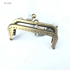 Wholesale Bag Part Square Hole Glossy Kiss Clasp Coin Clutch Cheap Handbag Hardware RL-PMF0130