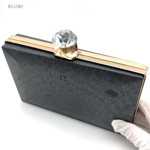 Thin Model Rectangular Shape Diamonds Head Decoration Light Gold Purse Metal Frame With Plastic Box 7.9 x 4.8 Inch