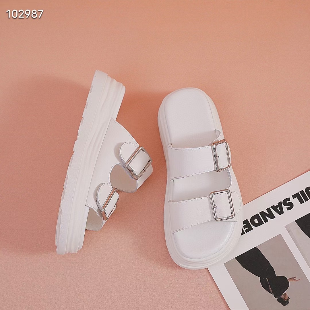 Buy Designers Men Summer Slippers Shoes,custom Logo China Wholesale Sandals,fashion  Designer Summer Sandals Slides Footwear Flat from Quanzhou Qufeng Trade  Co., Ltd., China | Tradewheel.com