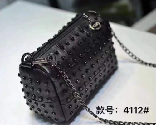MZY Handbag Factory Manufacturing Nails leather Handbags to Manufacture business to all brand clients