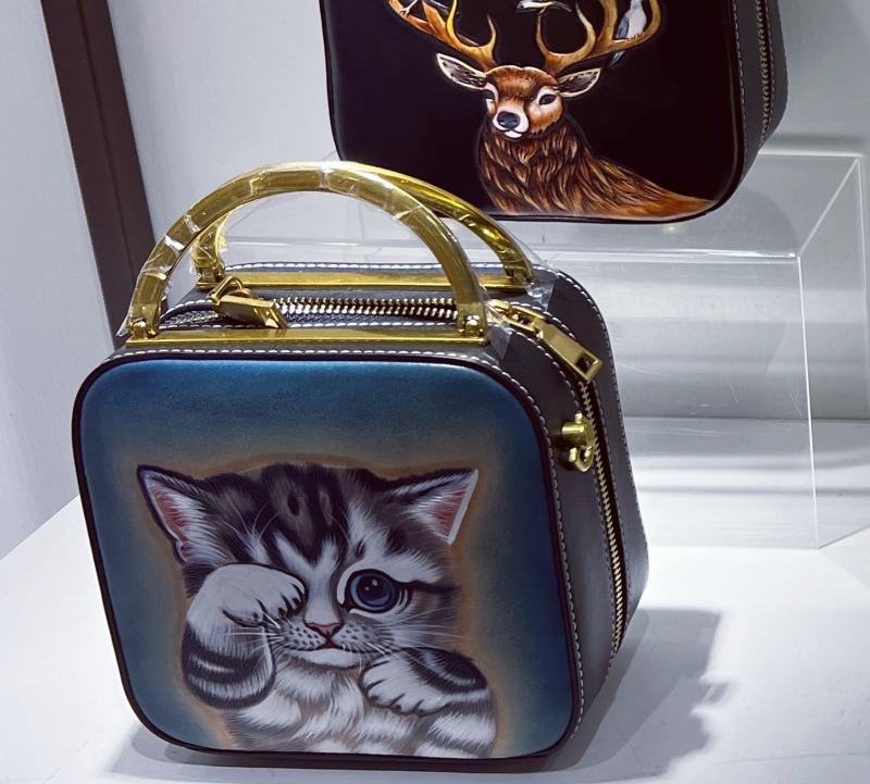 Venta al por mayor de bolsos lindos de conejos, bolsos cruzados ajustables con ciervos y gatos con bolsos Oasis de Guangzhou, proveedor de bolsos MZY