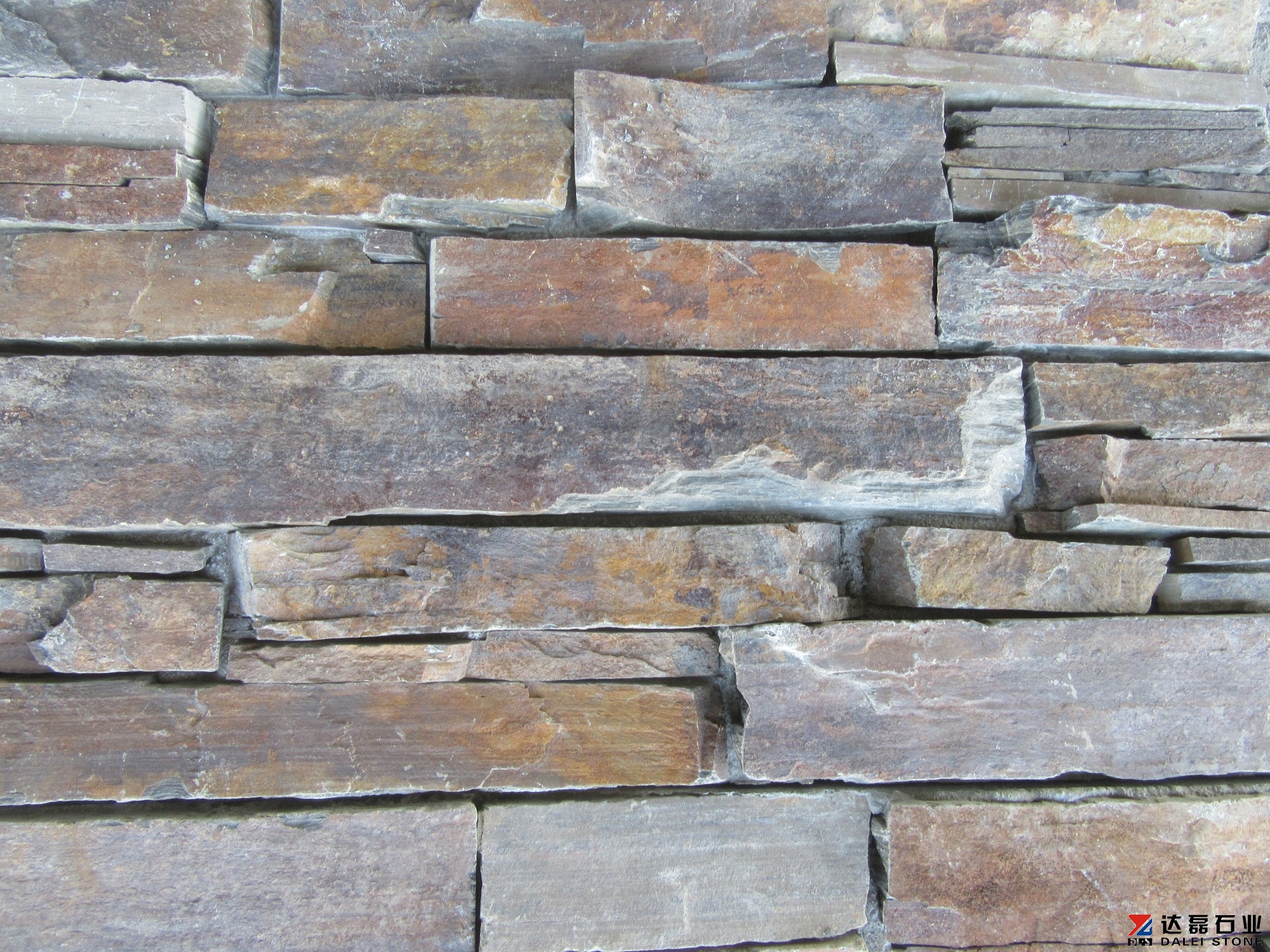 Rusty Slate Multicolor Culture Stone