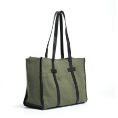 Lady's tote bag with leather trims