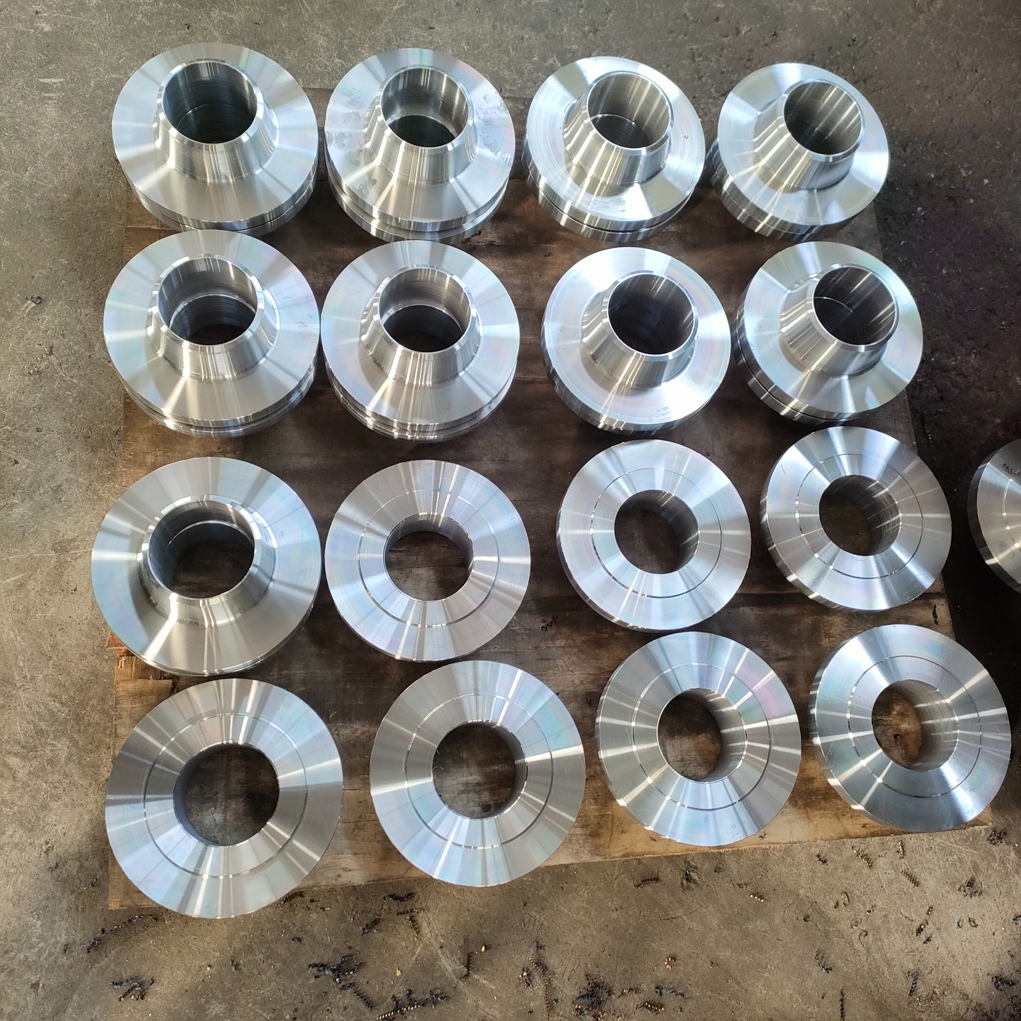 904L Butt Weld &amp; Blind Flange Orders from Old Customers