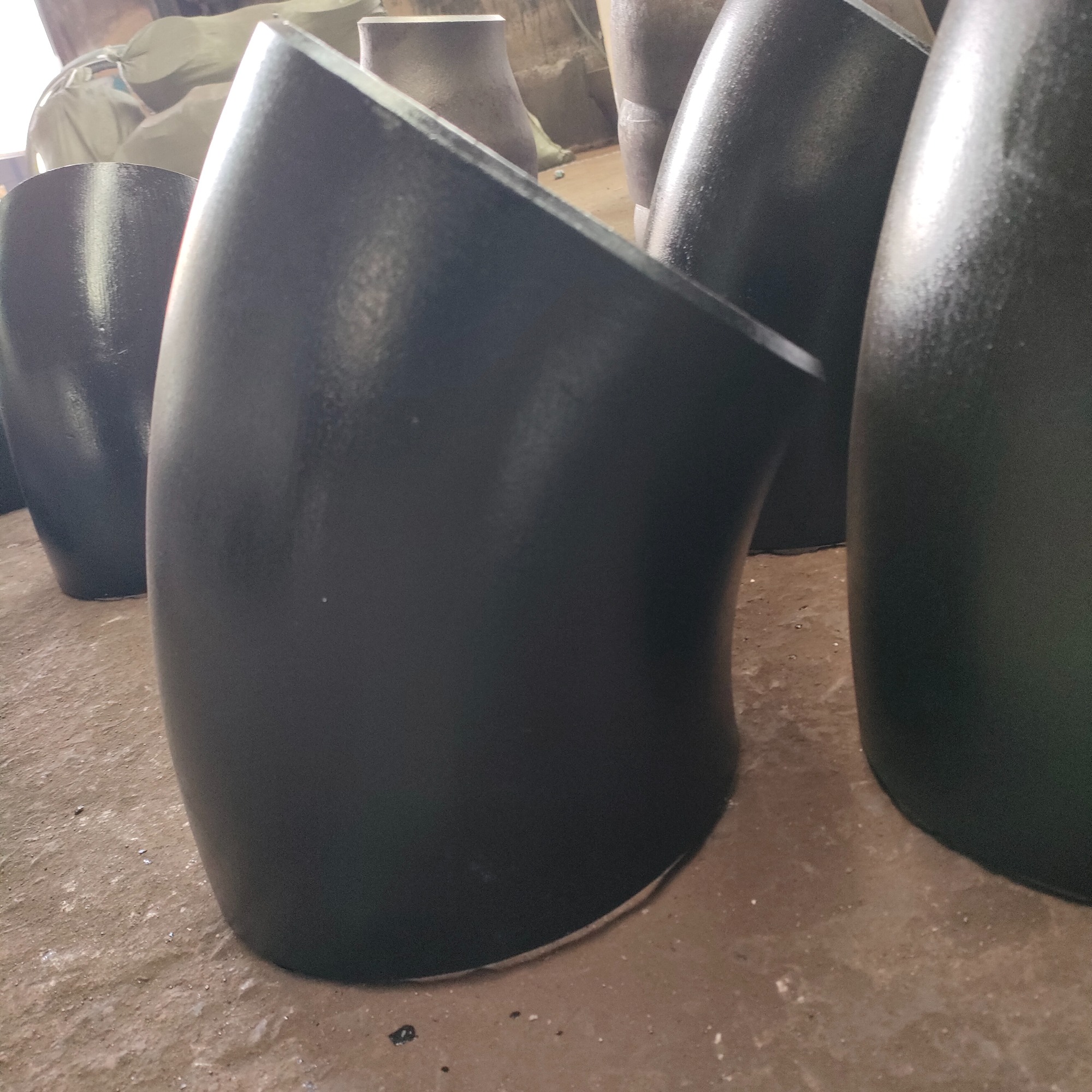 Core Manufacturing Process of Carbon Steel Elbows