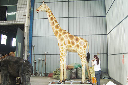 Life Size Realistic Giraffe Model for Zoo