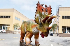 Modelo de dinosaurio animatronic al aire libre para aventura