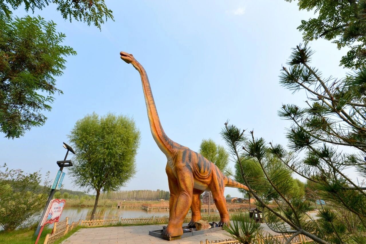 Modelo de dinosaurio de cuello largo realista mecánico,Dinosaurio de  simulación