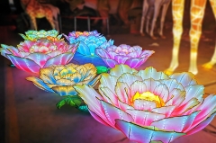 Decoración china del festival de la linterna de la flor de seda