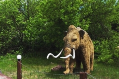 Exhibición del museo Mammoth Electric Animals