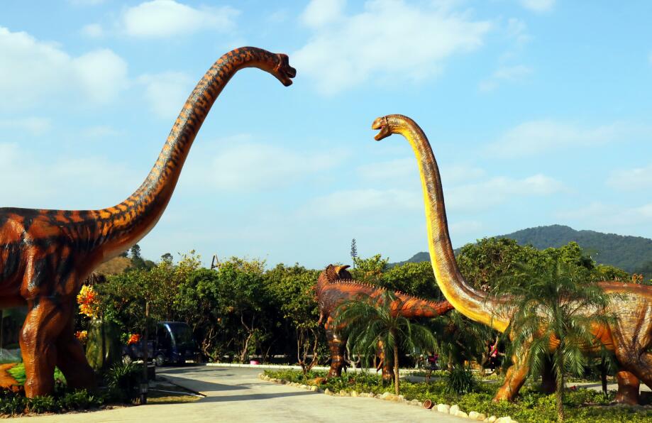 Dinosaurios de cuello largo para parque de atracciones