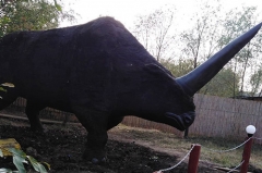 Escultura Animal Animatronic Elasmotherium