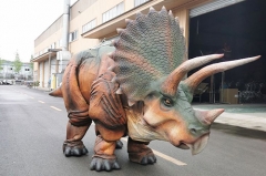 4 piernas Triceratops tamaño de vida caminando traje de dinosaurio