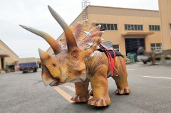 Amusement Park Vivid Triceratops Mechanical Ride