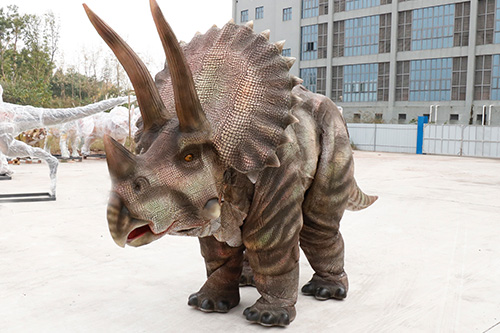 Disfraz de triceratops animatronic adulto realista