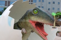 Dinosaurio del parque de atracciones más popular