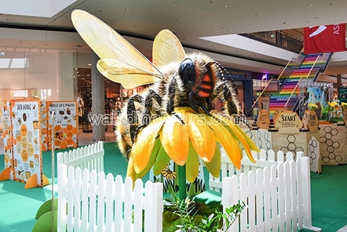 Animatronic Bee