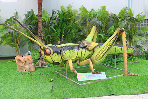 Animatronic Grasshopper