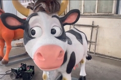 Animatronic Farm Animal Milk Cow