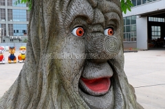 Animatronic Talking Tree