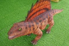 Dinosaurio del parque de atracciones más popular