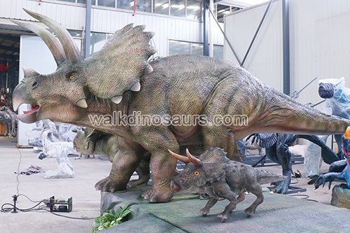 Dinosaurio del parque de atracciones más popular
