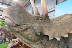Dinosaurio del parque de atracciones más popular