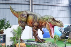 Dinosaurio del parque de atracciones más popular