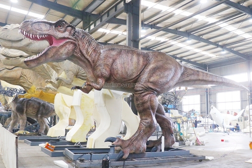 Dinosaurio del parque de atracciones más popular