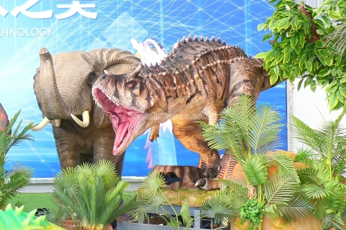 Animatronic Dinosaur Carnotaurus