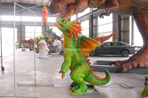 Dinosaurio del parque de atracciones más popular