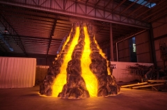 Large Simulated Volcano Prop FRP Material LED Lava Smoke for Theme Scenery