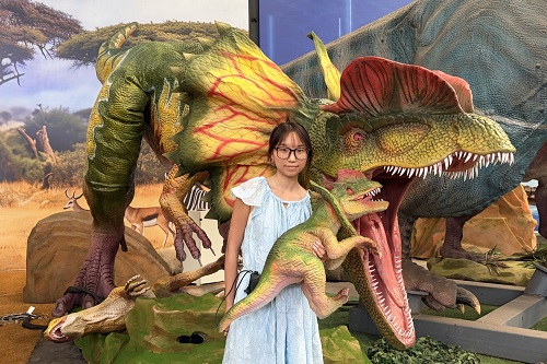 Realistic Dilophosaurus Dinosaur Hand Puppet