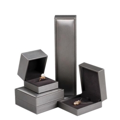 Custom Wholesale Luxury Velvet Jewelry Box Ring Necklace Packaging