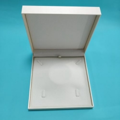 Custom Wholesale Luxury Velvet Jewelry Box Ring Necklace Packaging