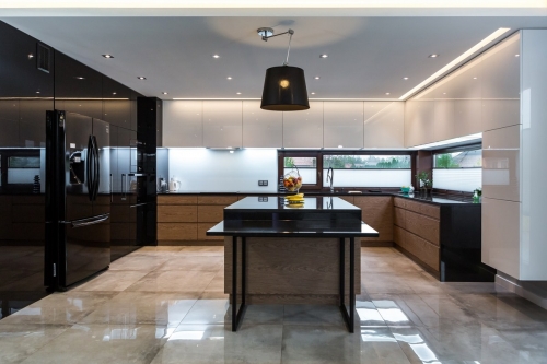 High gloss lacquer painted and wood grain modern design kitchen-Allandcabinet