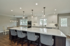 White painted shaker kitchen with stainded walnut island-Allandcabinet