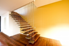 Steel plate floating staircase-Allandhousing