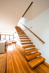 Steel plate floating staircase-Allandhousing